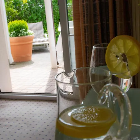 Haus Am Steinberg 招待所